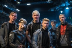 IG 2-0 BLG：TheShy剑姬单杀惊艳全场，剑魔团战操作决胜英雄联盟比赛